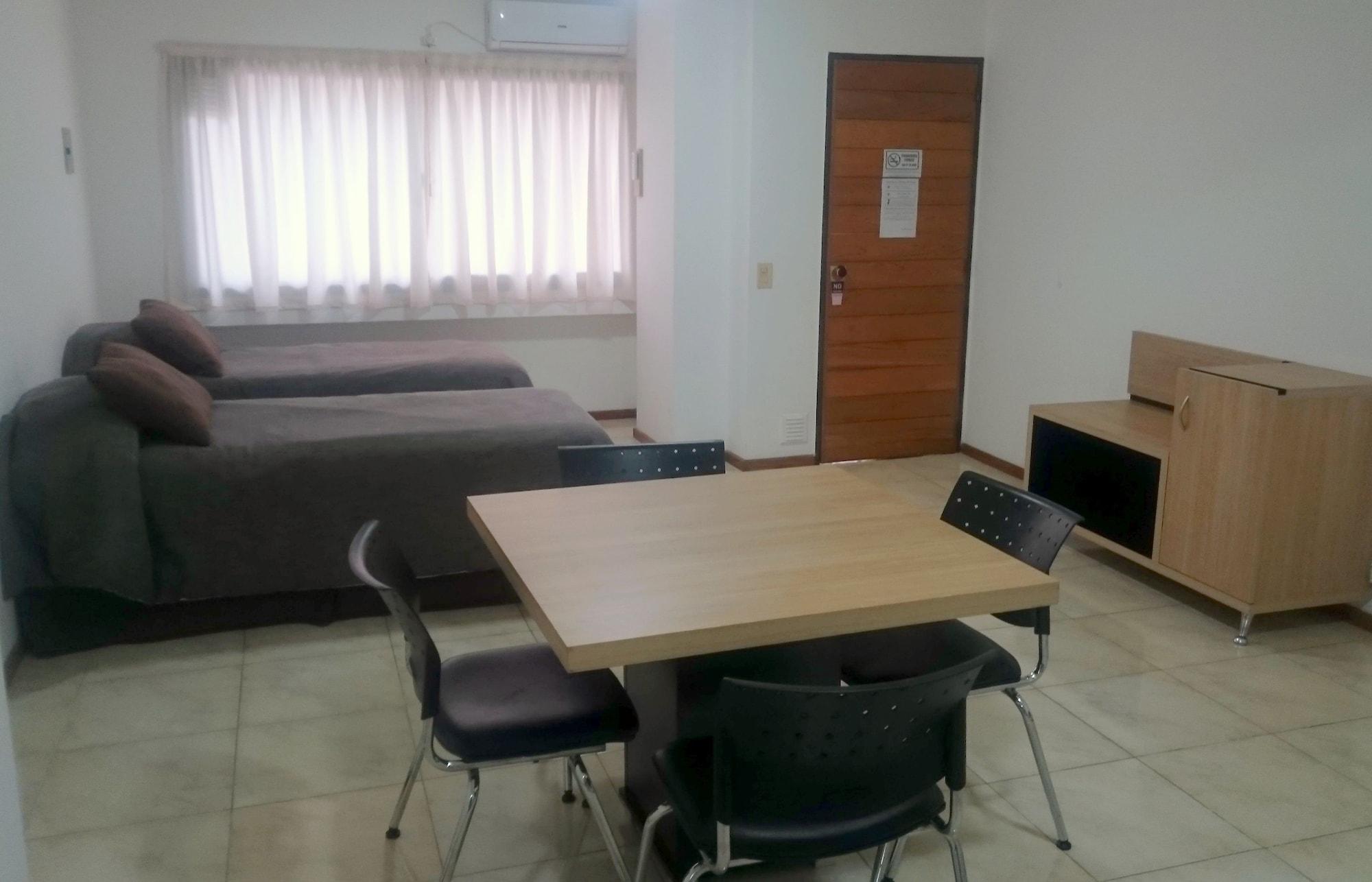 Premium Mendoza Apart Hotel Екстер'єр фото