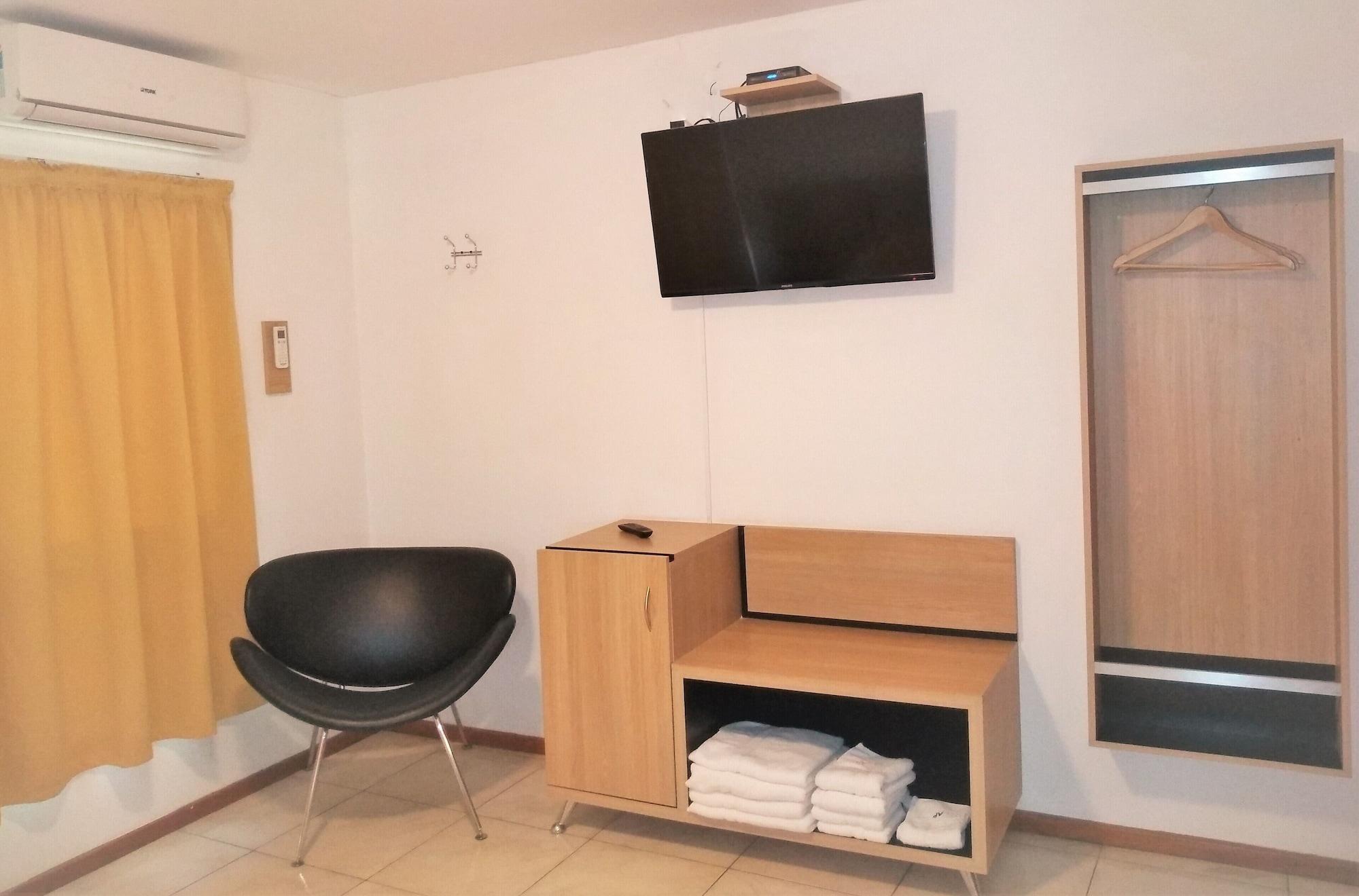 Premium Mendoza Apart Hotel Екстер'єр фото