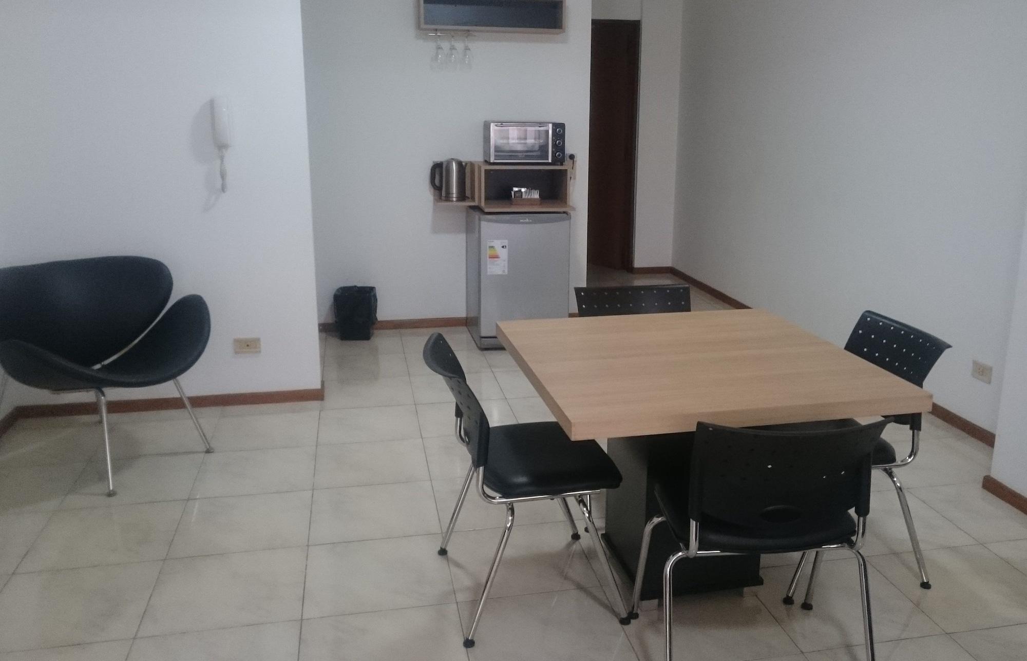 Premium Mendoza Apart Hotel Екстер'єр фото