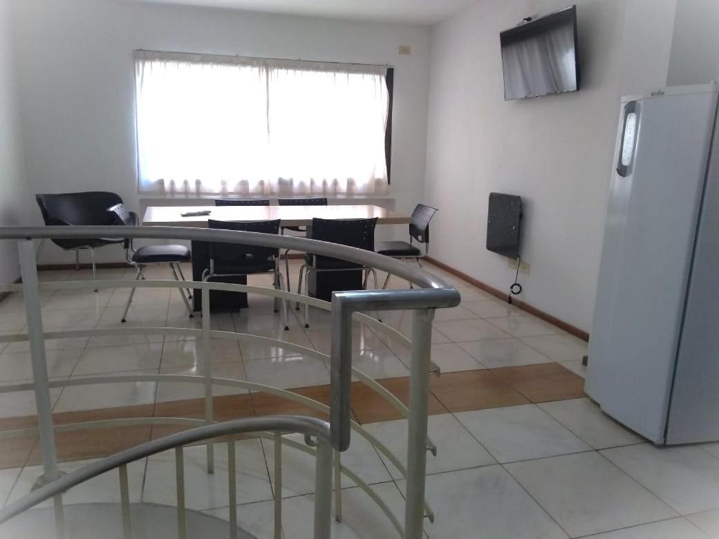 Premium Mendoza Apart Hotel Екстер'єр фото